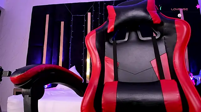 XXX chat uživo modela AndrewReed_