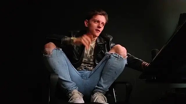 FelixStarkk XXX чат на живо
