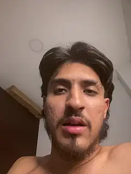 Kriss_Edwards Adlı Modelin Canlı XXX Sohbeti