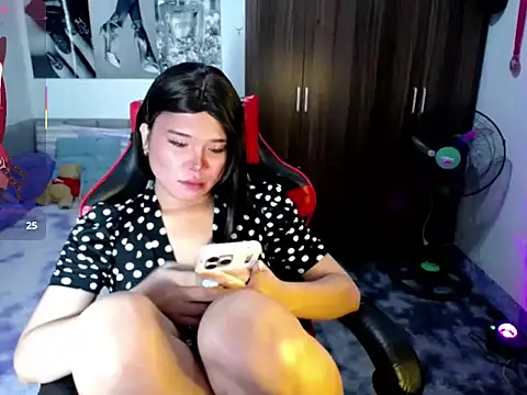 sofiathe1st Chat XXX live