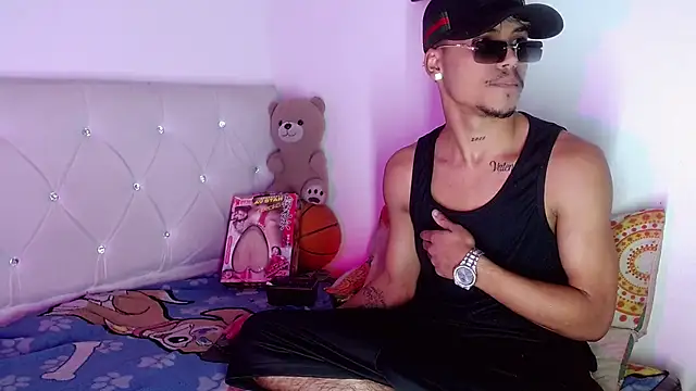 Angel_foxc13 Adlı Modelin Canlı XXX Sohbeti
