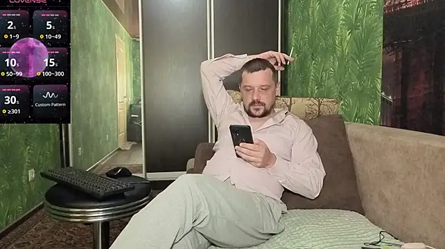 XXX chat uživo modela DanielOhCool