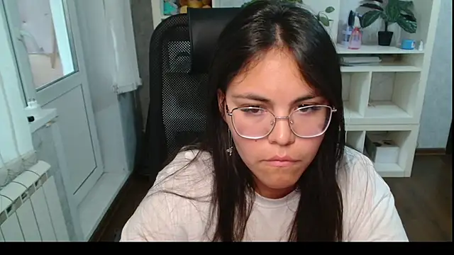 Anda_here Chat XXX in diretta
