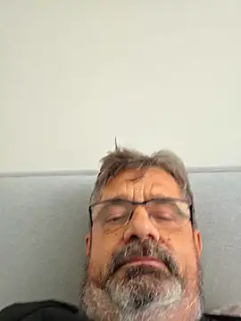 XXX chat uživo modela Axer1960