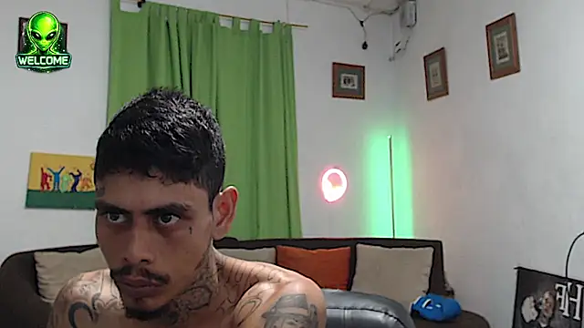 alpha_zom Obrolan Langsung XXX