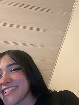 ela_petit's Live XXX Chat