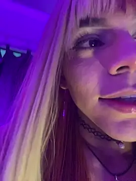 _yini_のライブXXXチャット