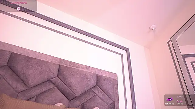 צ'אט XXX בשידור חי של MiaKay1