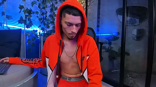 ItsZairen 라이브 XXX 채팅