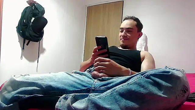 TouchDaddy4 XXX чат на живо
