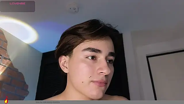 Connorr_01 Chat XXX in diretta