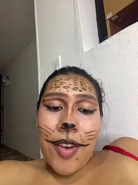 Онлайн чат XXX Annyeli