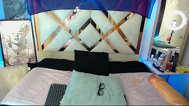 ladymooncs Chat XXX live