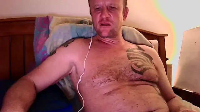 Yournaughty's Live XXX Chat