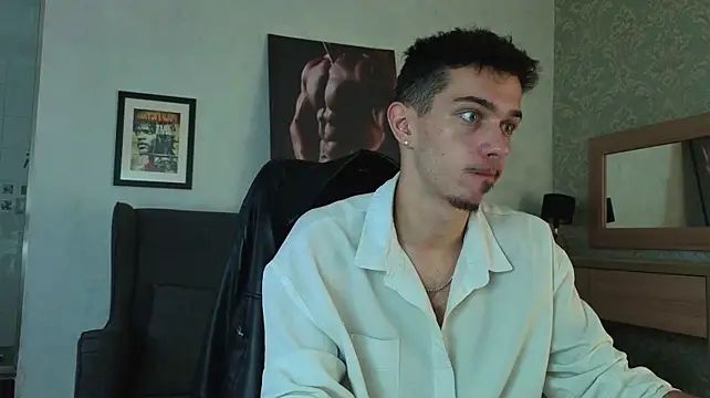 XXX chat uživo modela KaydenDrew