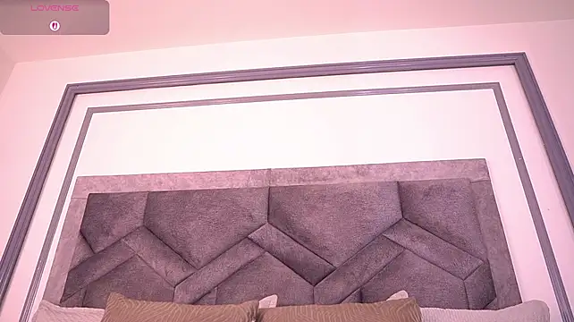 MiaKay1n Live XXX chat