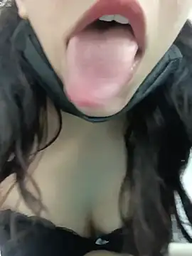 Chat +18 de HazelCharm ao vivo