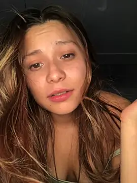 Czat XXX na żywo – 3littles
