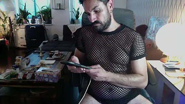 tomz0819 – Live XXX-chat