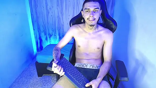 Tayson_Hot's Live XXX Chat