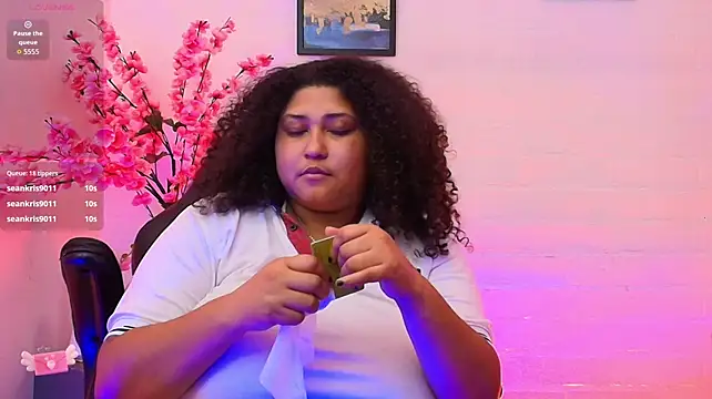 Ayliinn_ Live XXX-chat