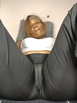 Živý XXX chat ThaBundaa
