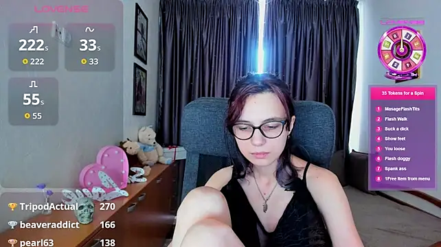 MiniLysii Adlı Modelin Canlı XXX Sohbeti