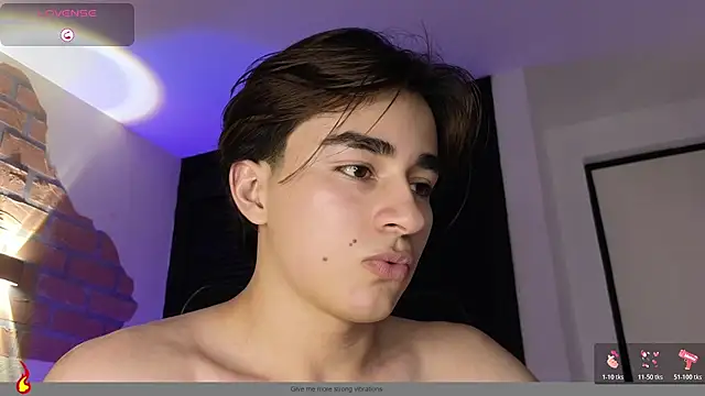Chatroom XXX en direct de Connorr_01