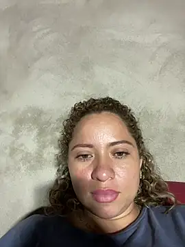 Jannieth Adlı Modelin Canlı XXX Sohbeti