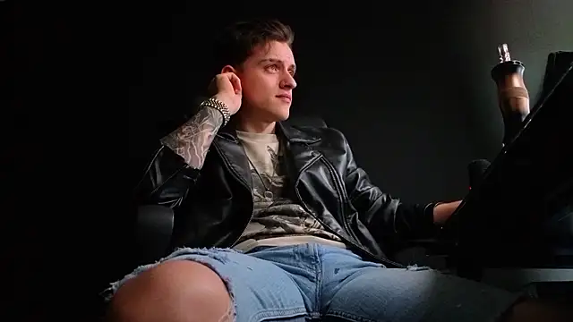 FelixStarkk élő XXX-chatje