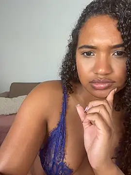 Chat XXX ao vivo de MilaTeenX
