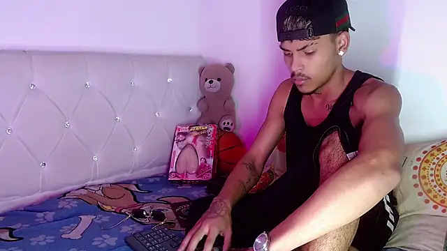 Angel_foxc13のライブXXXチャット