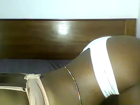 Candysleek_petite Chat XXX in diretta
