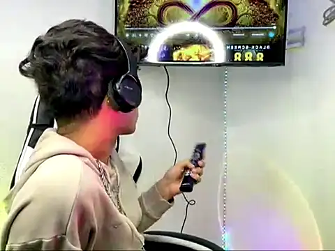 Živý XXX chat AlexxxGod