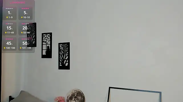 Chat +18 de JanitaPhurrough ao vivo