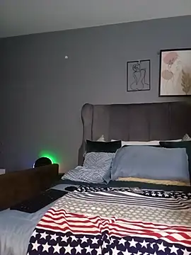 XXX chat uživo modela RealMsPEARLsEXY69