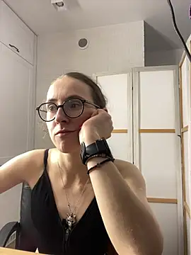 Czat XXX na żywo – MartiniiSelenna
