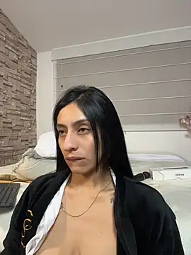 Lucyjoi's Live XXX Chat
