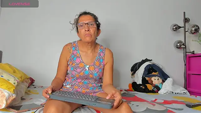Keyla_Milf's Live XXX Chat