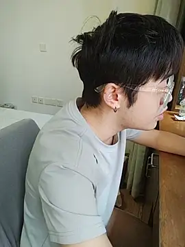 Charliez0088 Show Webcam