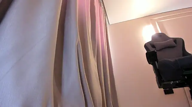 צ'אט XXX בשידור חי של Wizardkis