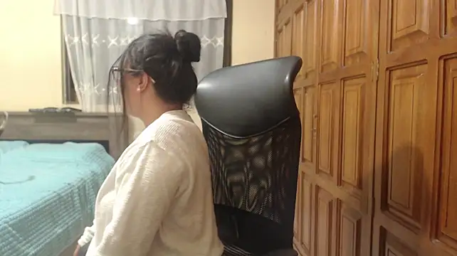 Venus_cat_'s Live XXX Chat