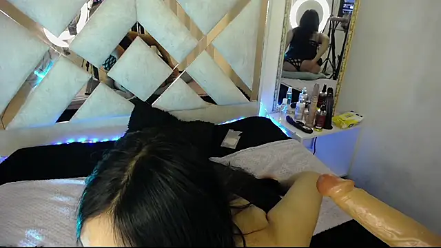 ladymooncs' Live XXX Chat