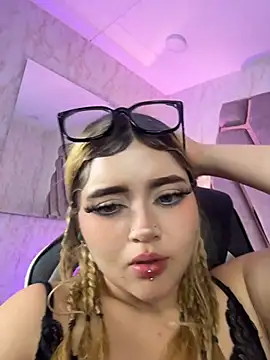 lya_nekko_'s Live XXX Chat
