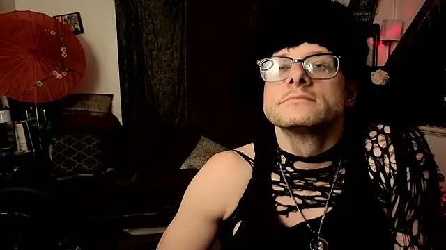MasterDaddyCool's Live XXX Chat