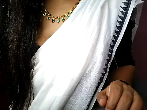janaki_raam's Live XXX Chat
