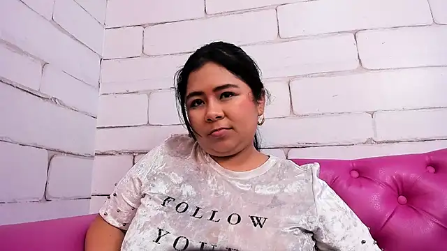 AriaMoonnn's Live XXX Chat