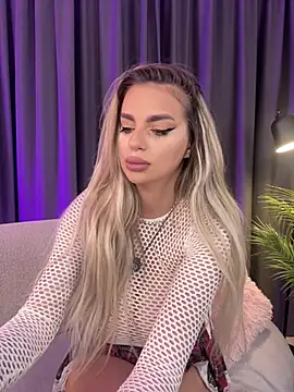 PearlPlenty Chat XXX live