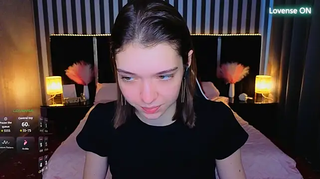Chat +18 de Cherry_Wipe ao vivo