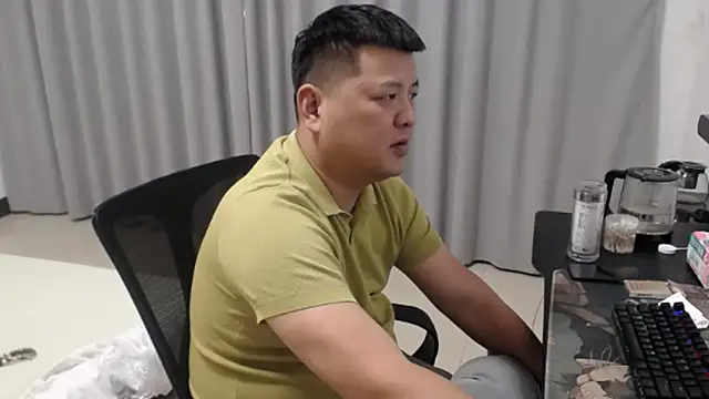 zhang1118 现场XXX聊天